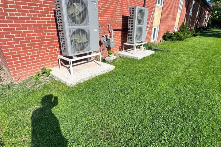 Before and after project image 6 by Lux Con Construction Inc.