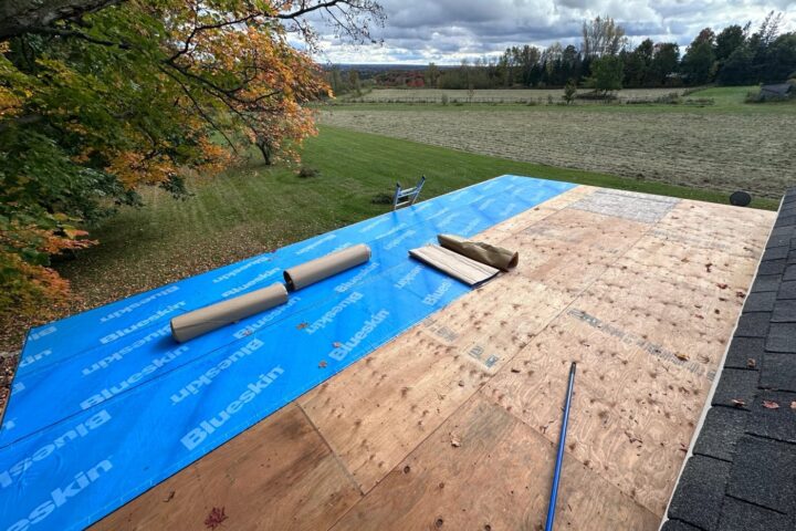 Decks & Fences project photo 15 by Lux Con Construction Inc.