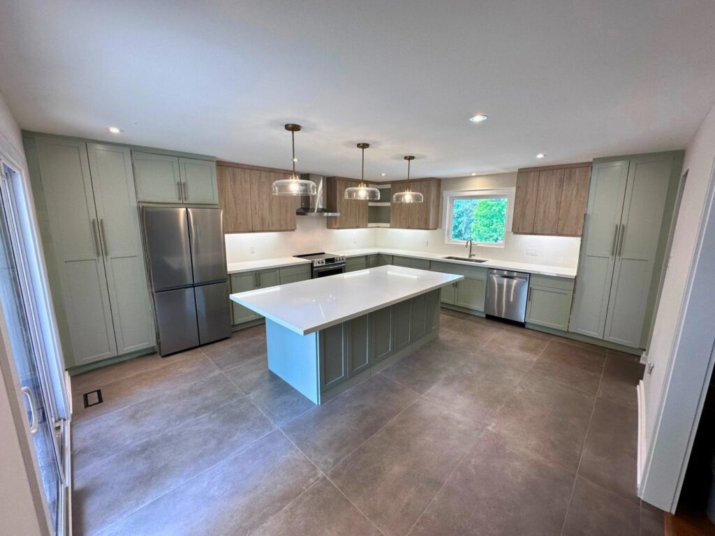 Kitchens & Bathrooms project photo 7 by Lux Con Construction Inc.
