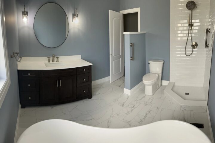 Kitchens & Bathrooms project photo 16 by Lux Con Construction Inc.