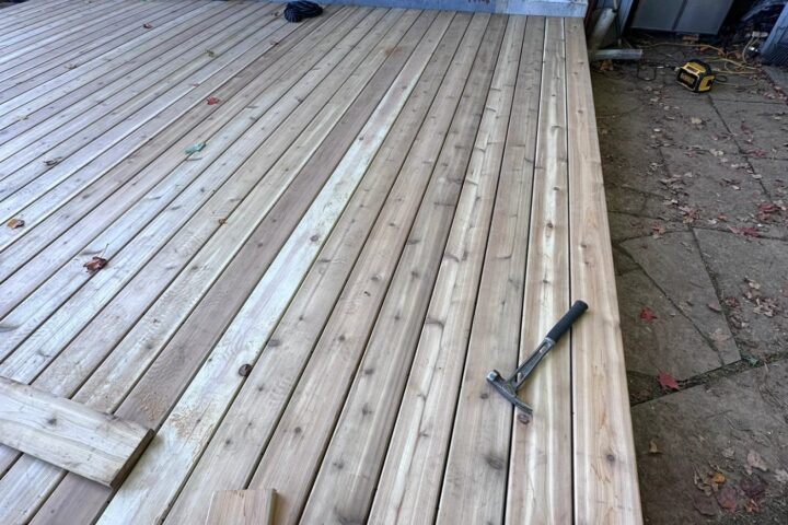 Decks & Fences project photo 3 by Lux Con Construction Inc.