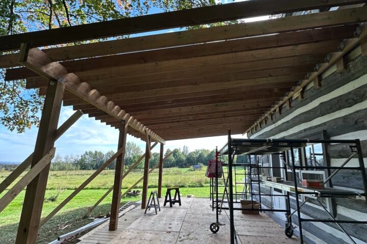Decks & Fences project photo 17 by Lux Con Construction Inc.