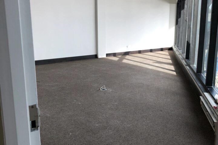 Commercial Renovations project photo 11 by Lux Con Construction Inc.