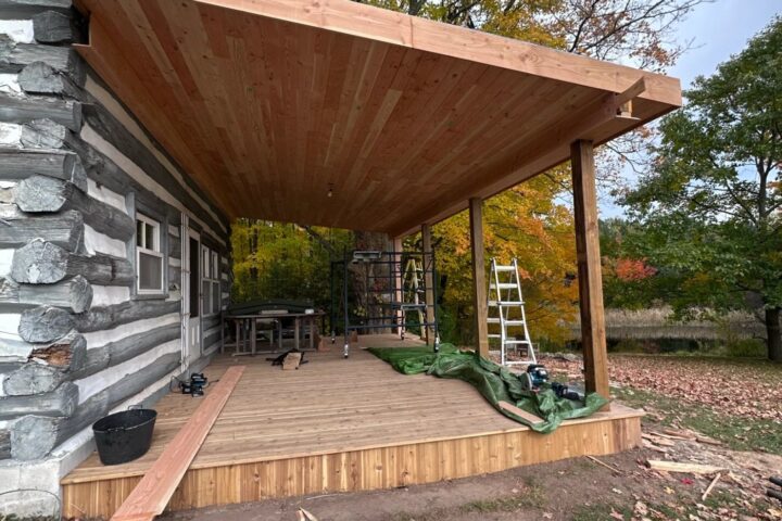 Decks & Fences project photo 14 by Lux Con Construction Inc.
