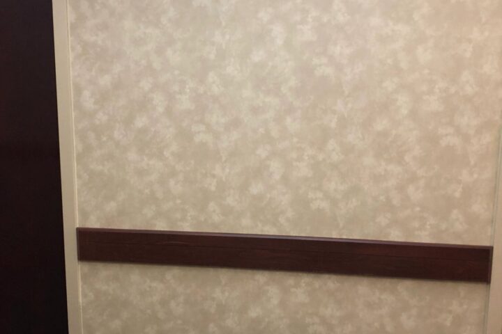 Painting & Wallpaper project photo 16 by Lux Con Construction Inc.