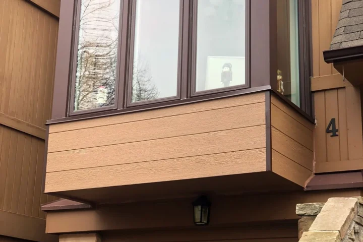 Bay window exterior restoration: project photo 13 from Lux Con Construction Inc.