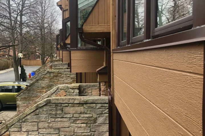 Bay window exterior restoration: project photo 15 from Lux Con Construction Inc.