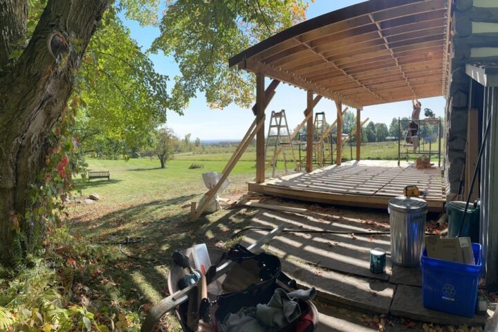 Decks & Fences project photo 9 by Lux Con Construction Inc.
