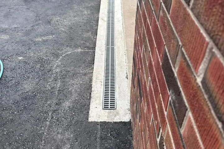 Concrete patio and walkway: project photo 7 from Lux Con Construction Inc.