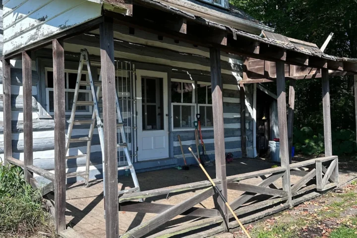 Covered porch rebuild: project photo 2 from Lux Con Construction Inc.