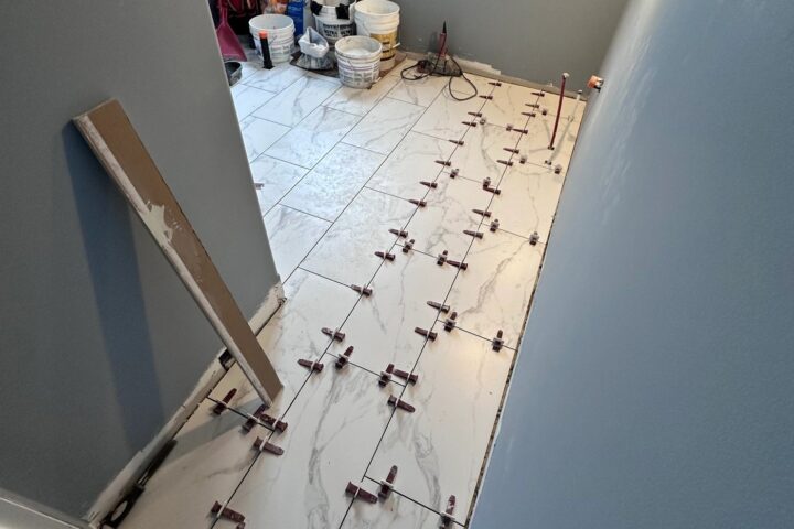 Kitchens & Bathrooms project photo 11 by Lux Con Construction Inc.