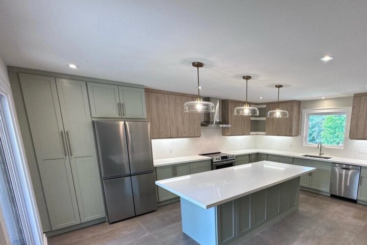 Kitchens & Bathrooms project photo 8 by Lux Con Construction Inc.