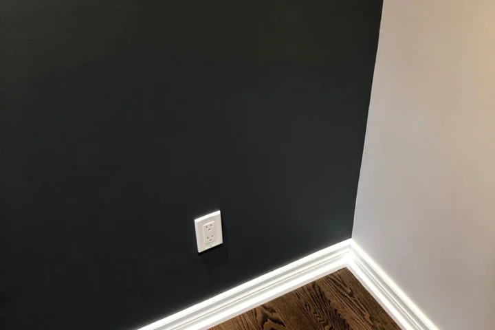 Painting and wallpaper project by Lux Con Construction Inc.