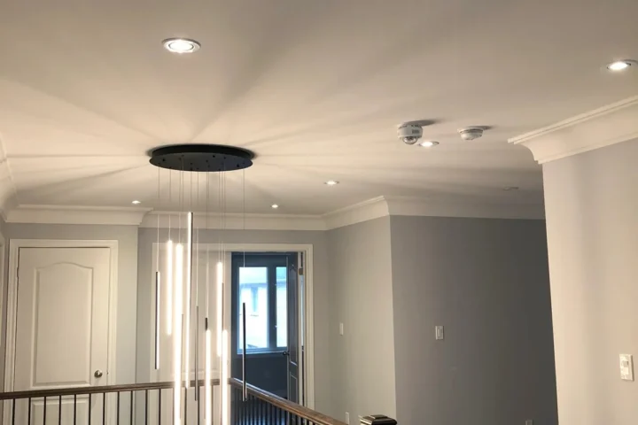 Painting and wallpaper project by Lux Con Construction Inc.